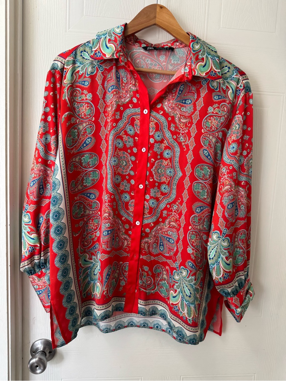 Zara satin red and blue blouse